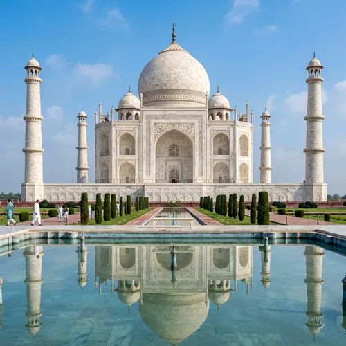 Delhi to agra tour by volvo  bus same day