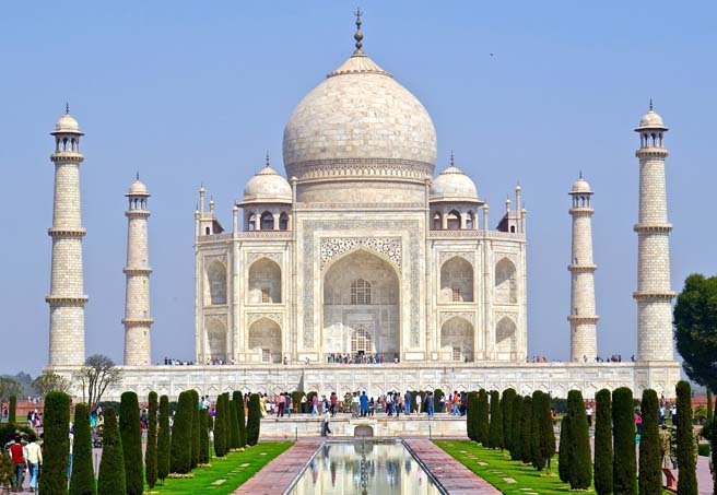 Delhi to agra tour by volvo  bus same day